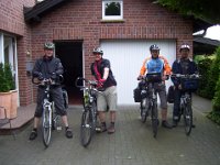 MddW 20140628 0728  Noch frisch und zu viert